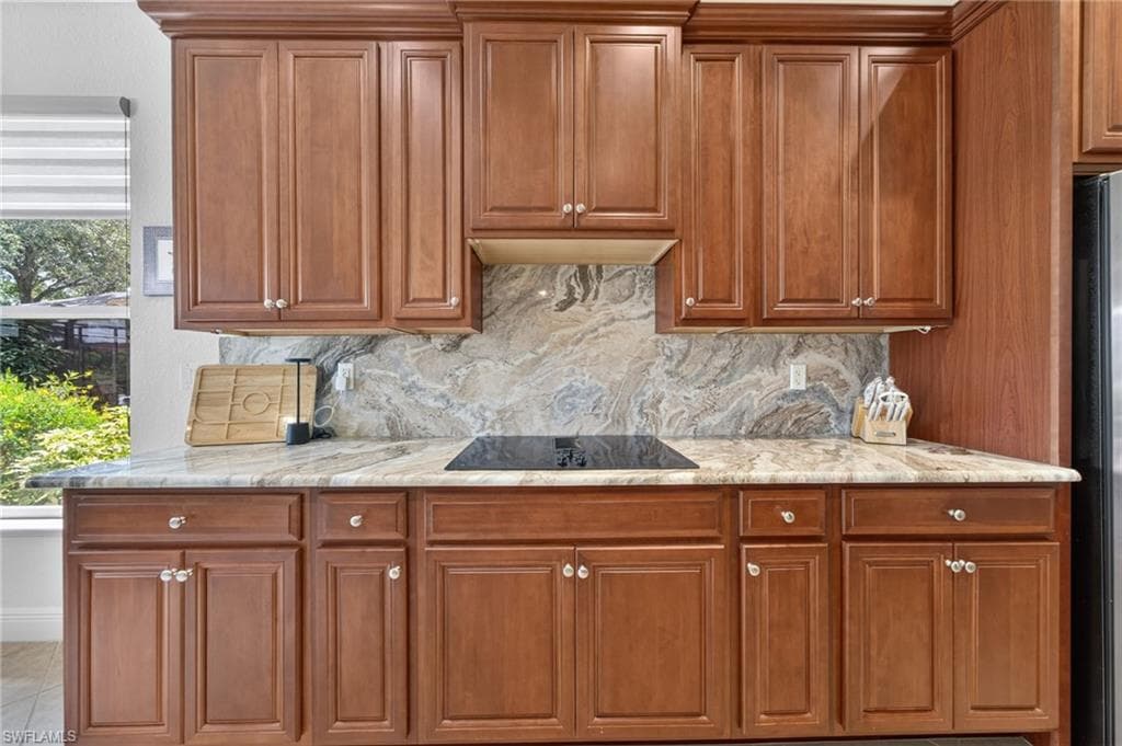 14073 Lavante CT-10