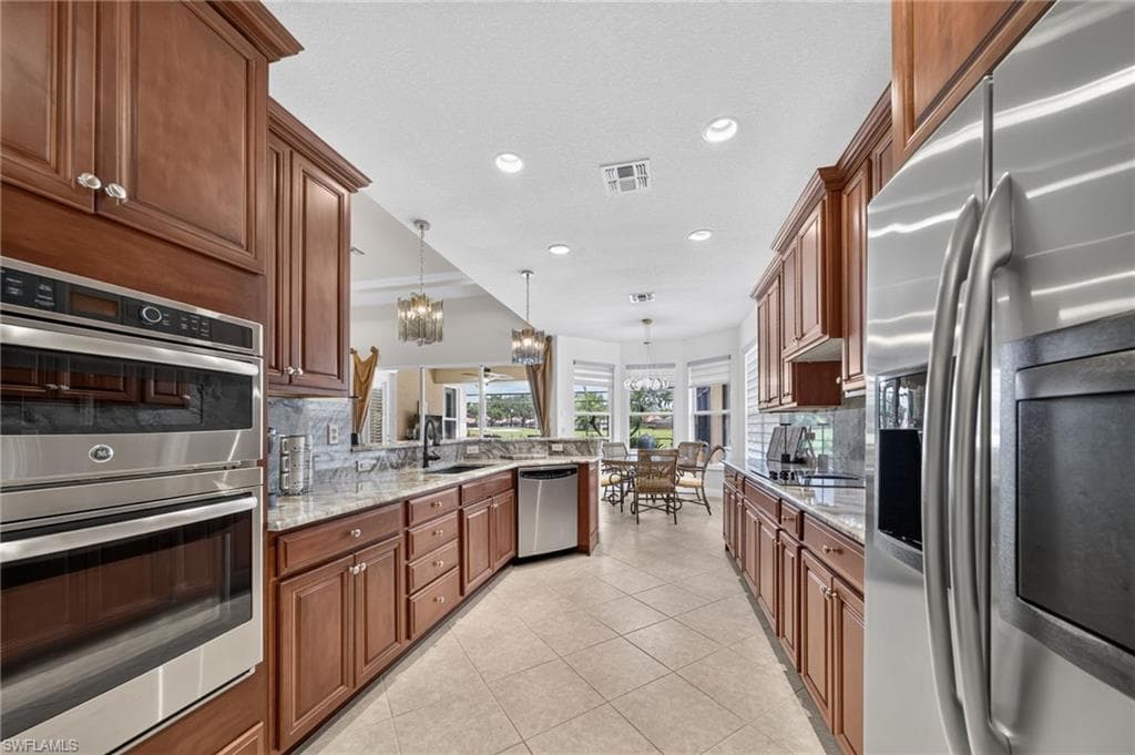 14073 Lavante CT-8