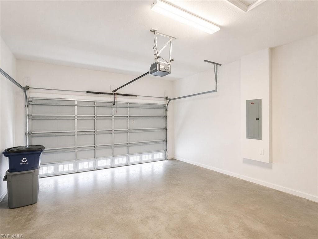 17038 Tremont ST-23