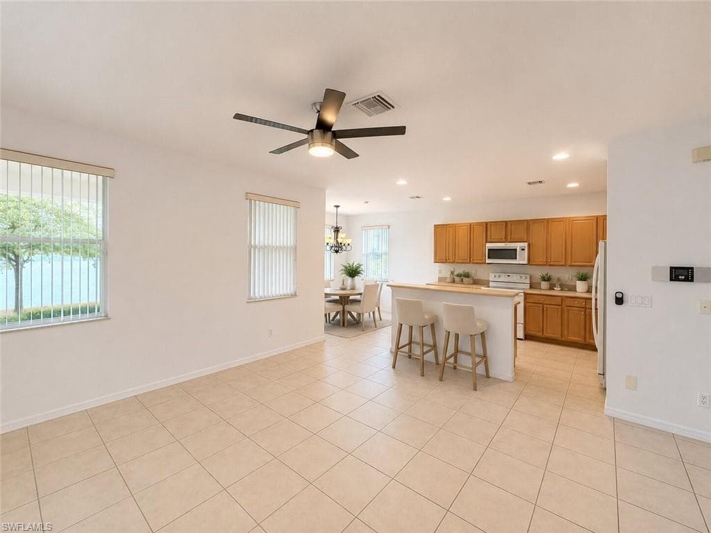 17038 Tremont ST-9