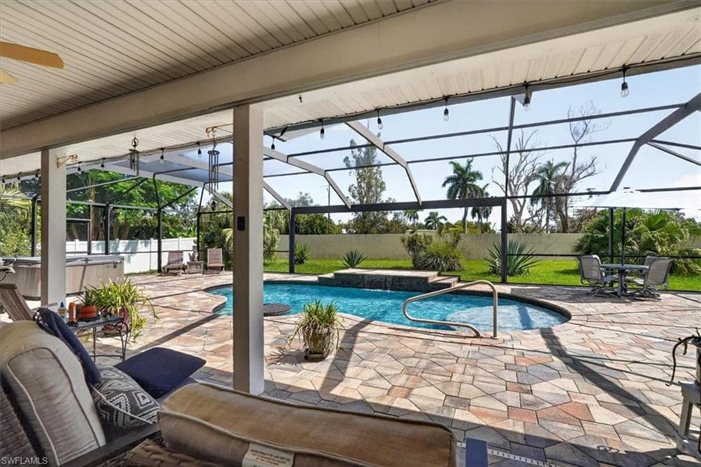 15627 Caloosa Creek CIR-9