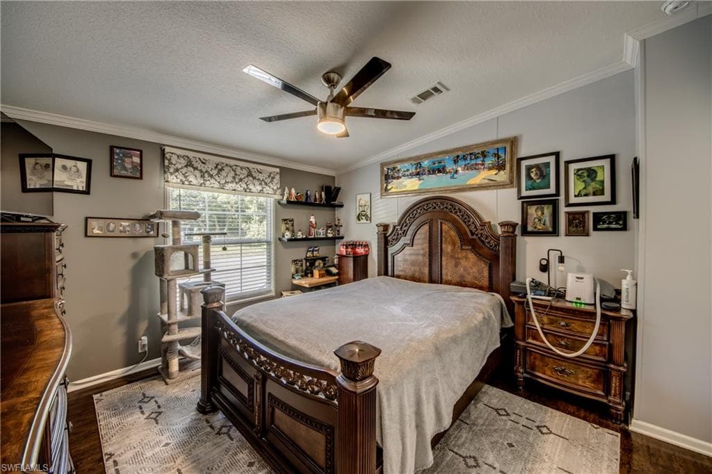 356 Sacramento ST-32