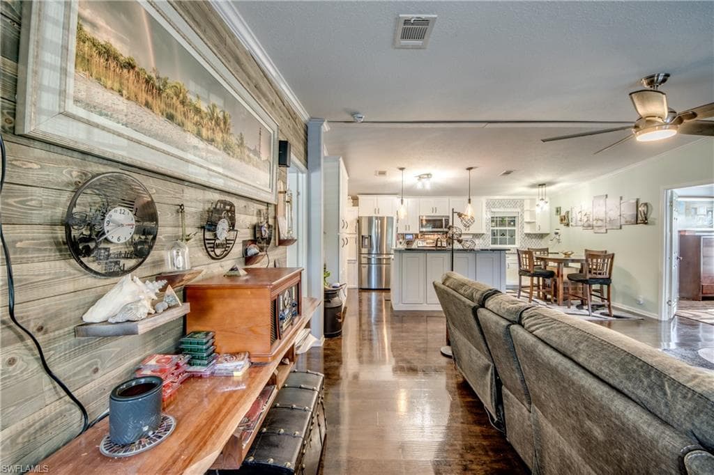 356 Sacramento ST-14