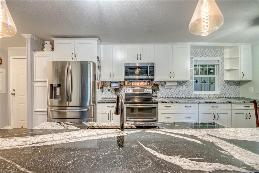 356 Sacramento ST-25