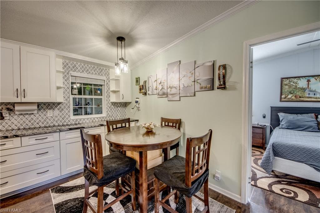 356 Sacramento ST-21
