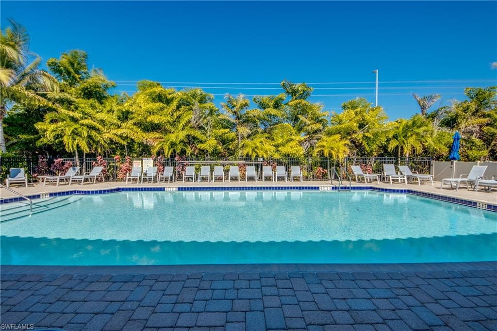 15321 Cortona WAY-40