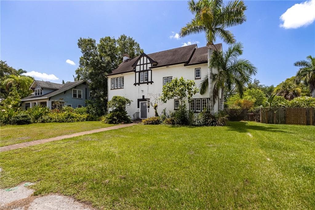 2644 Providence ST-2