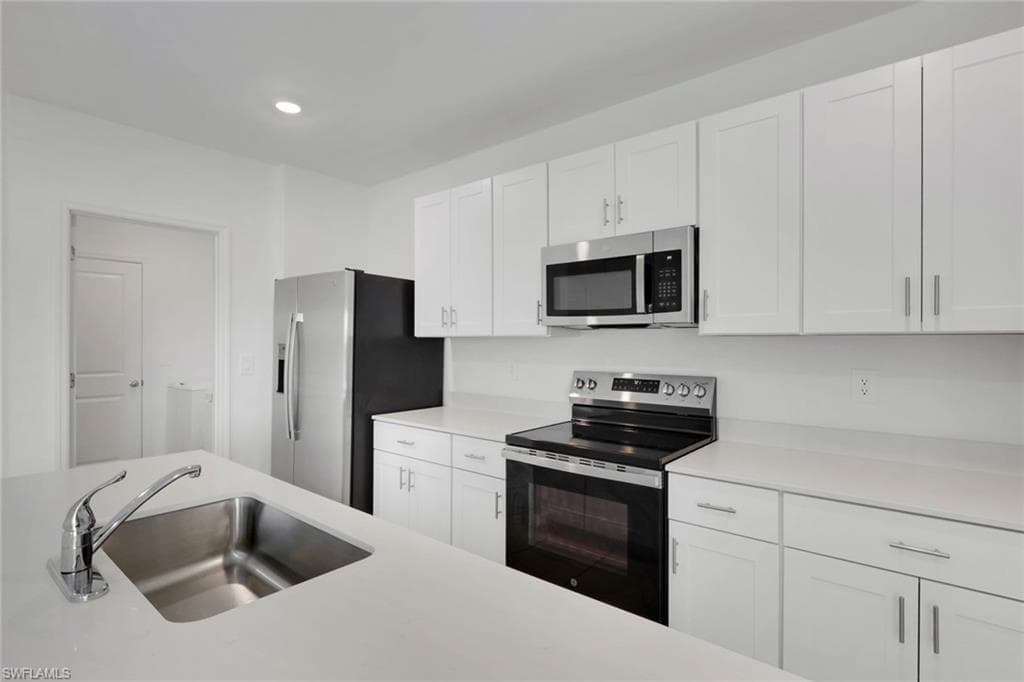 19550 Fairhill CT-13