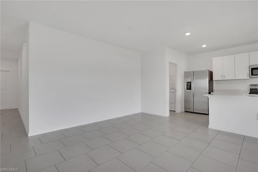19550 Fairhill CT-9