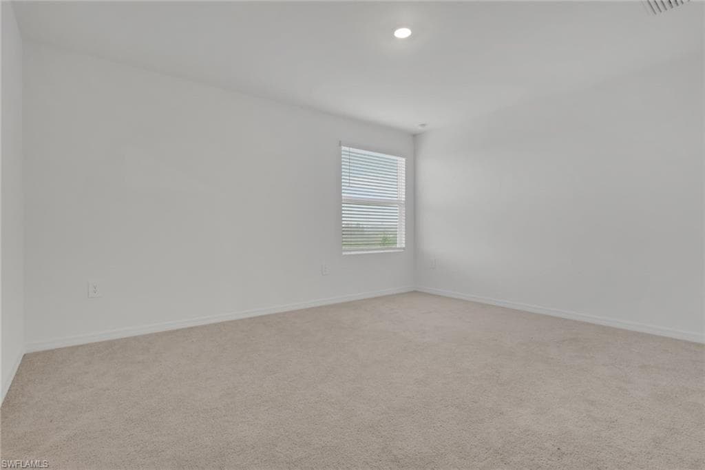 19550 Fairhill CT-18