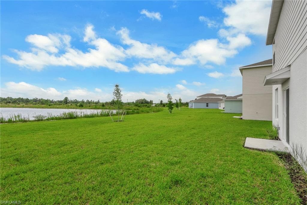 19550 Fairhill CT-35