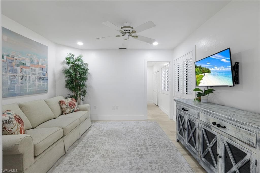 12286 McGregor Woods CIR-23