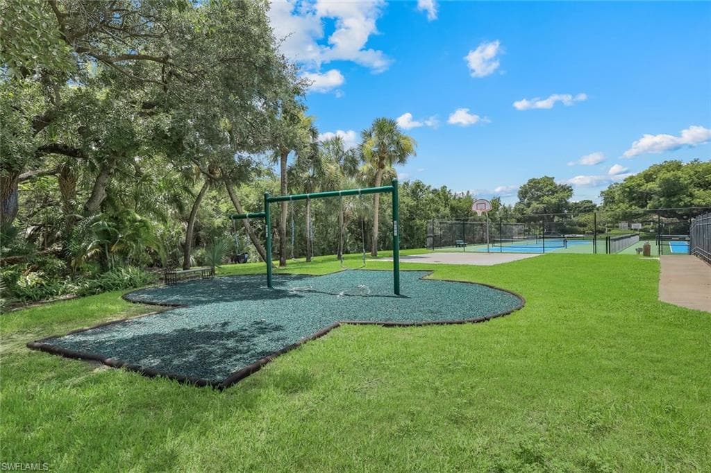 12286 McGregor Woods CIR-31