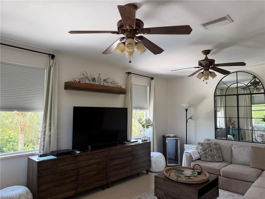 4481 Butterfly Shell DR-22