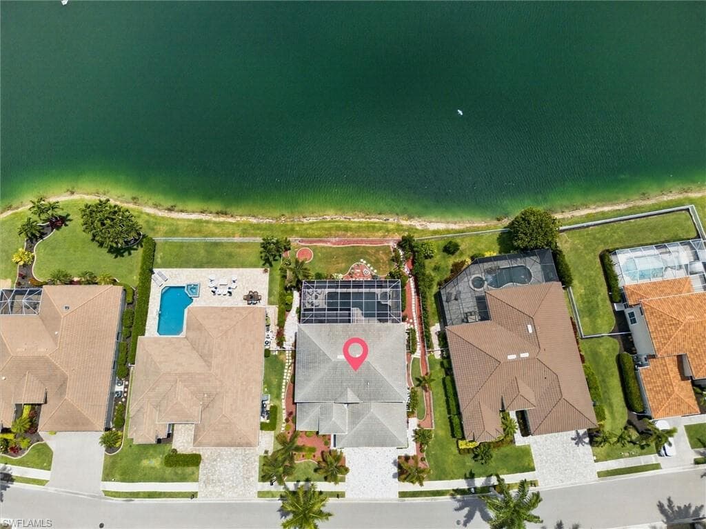 14017 Clear Water LN-34