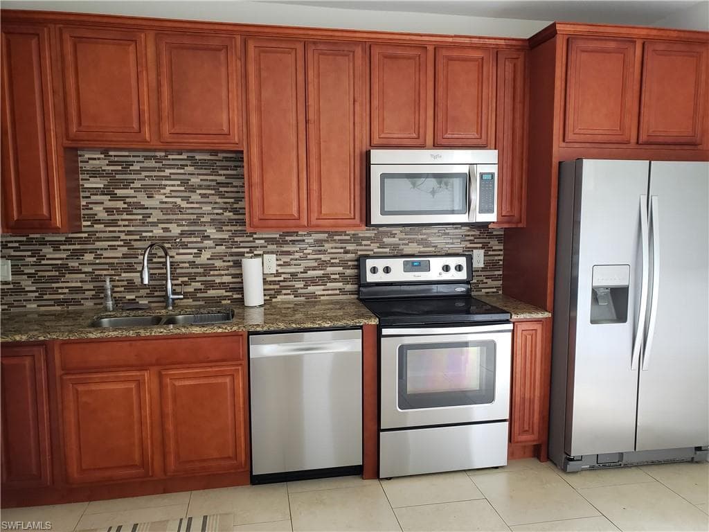 17506 Cherry Ridge LN-3