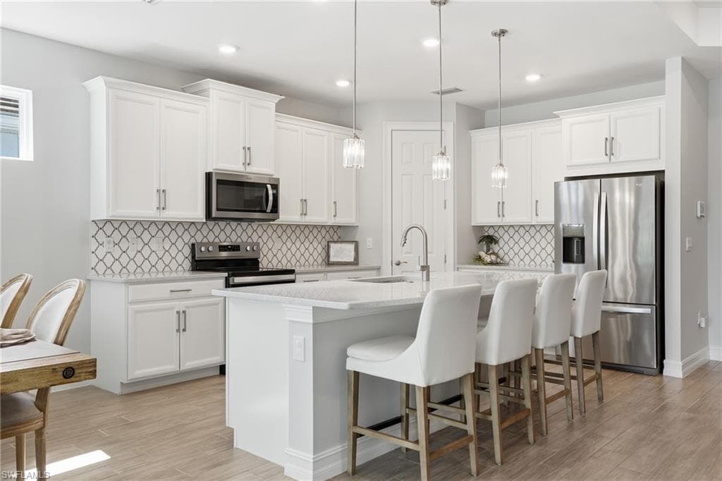 28040 Seasons Tide AVE-3