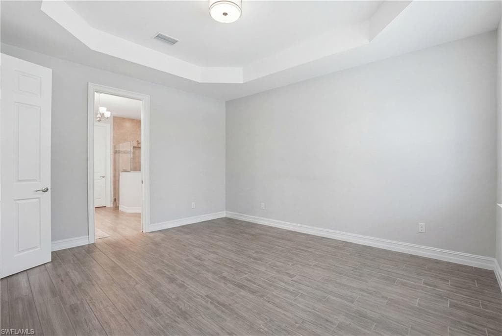 28040 Seasons Tide AVE-11