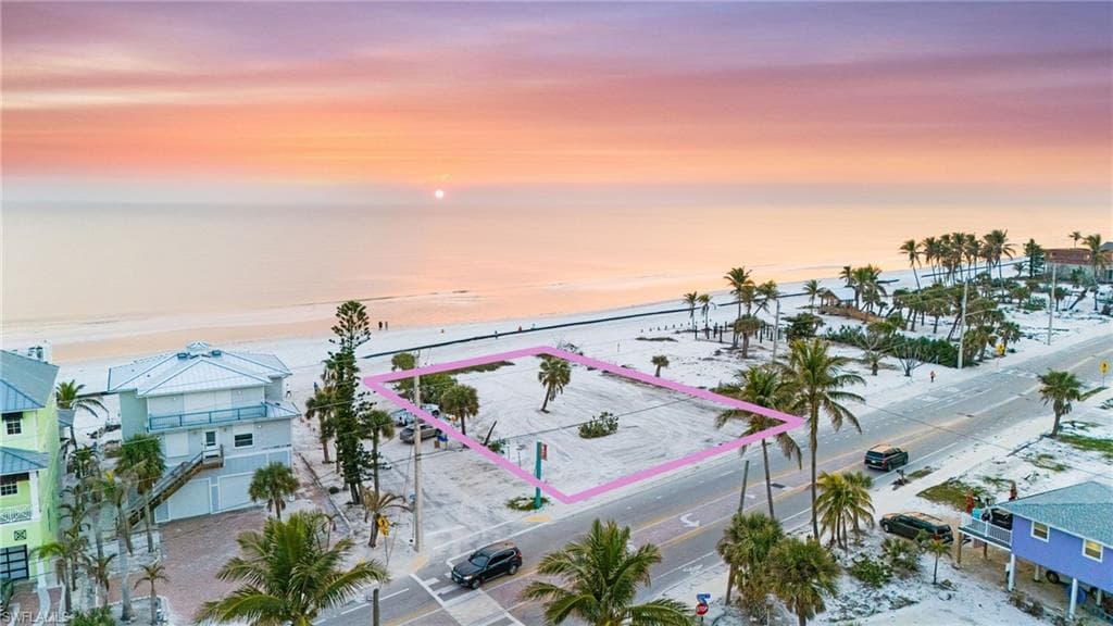 4050 Estero BLVD-1