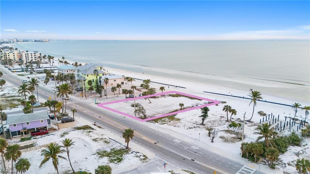 4050 Estero BLVD-5