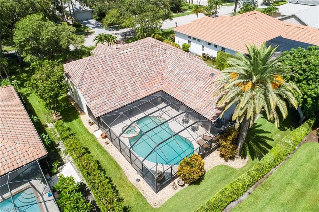 196 Monterey DR-30
