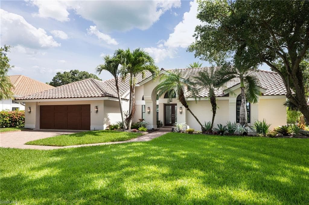 196 Monterey DR-33