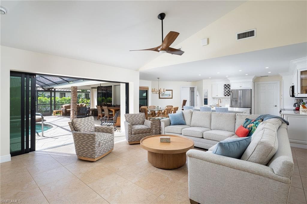 196 Monterey DR-11