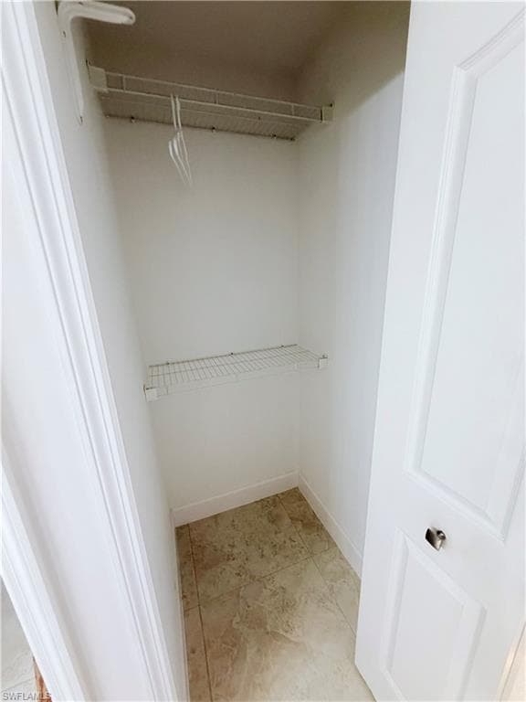 5332 Whitten DR 43-28