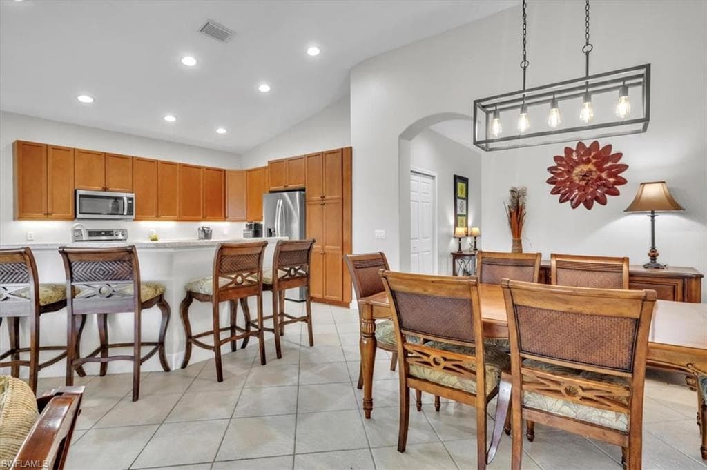 9276 Aviano DR 202-16