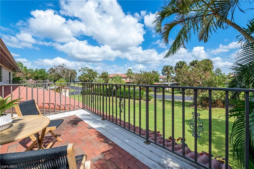 27770 Hacienda East BLVD 207B-28