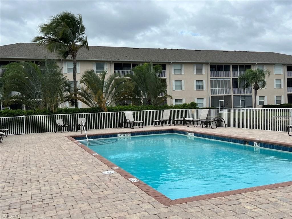 3245 Cypress Glen WAY 504-13