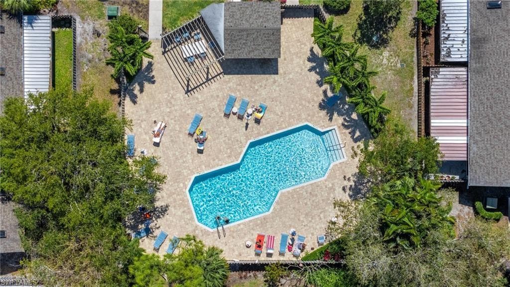800 Meadowland DR N-16
