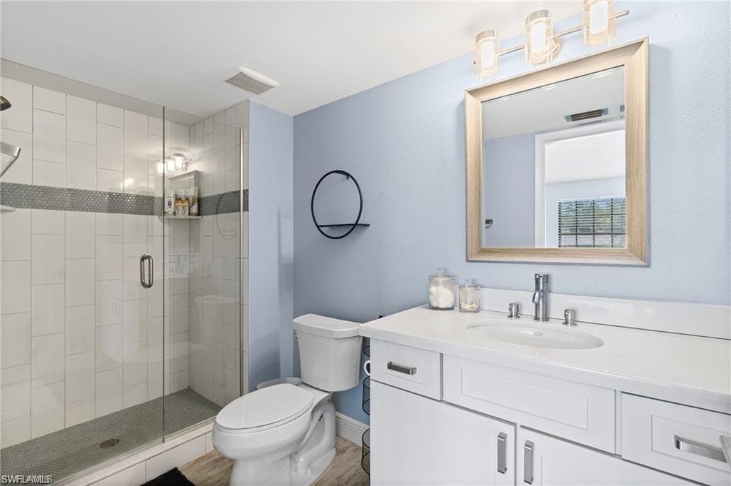 800 Meadowland DR N-9