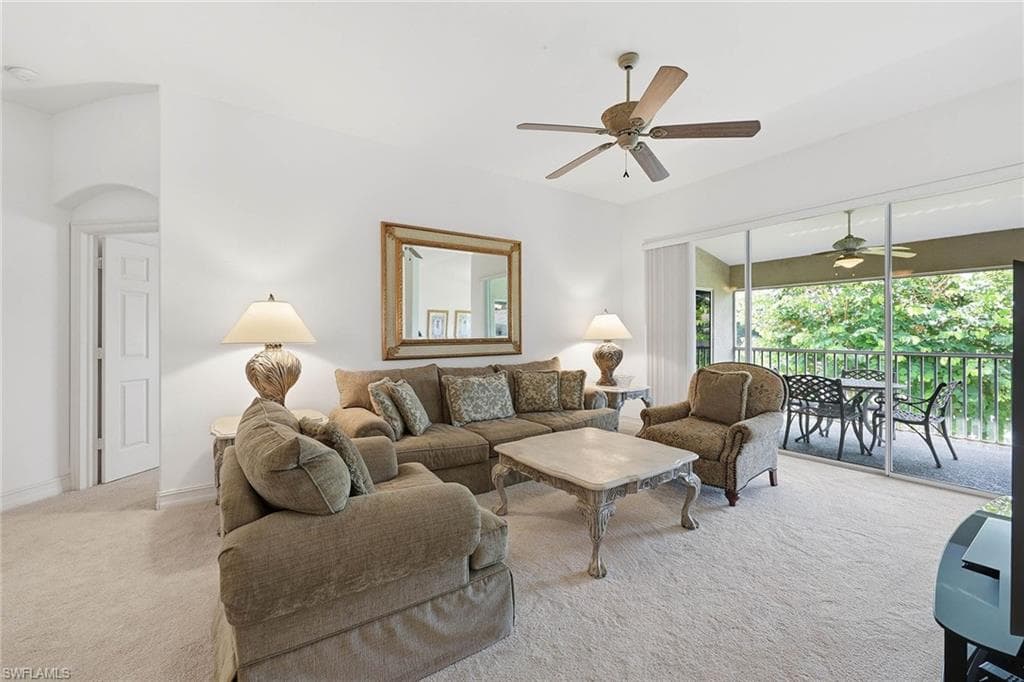 866 Carrick Bend CIR 202-6