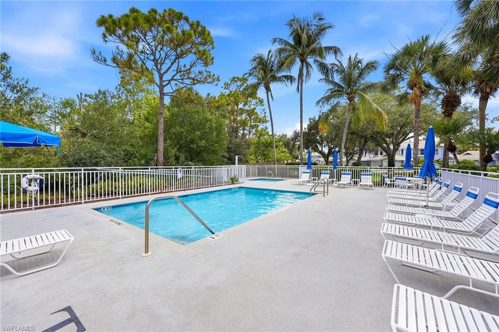 866 Carrick Bend CIR 202-24