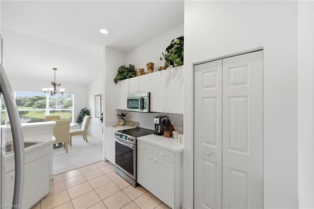 866 Carrick Bend CIR 202-10