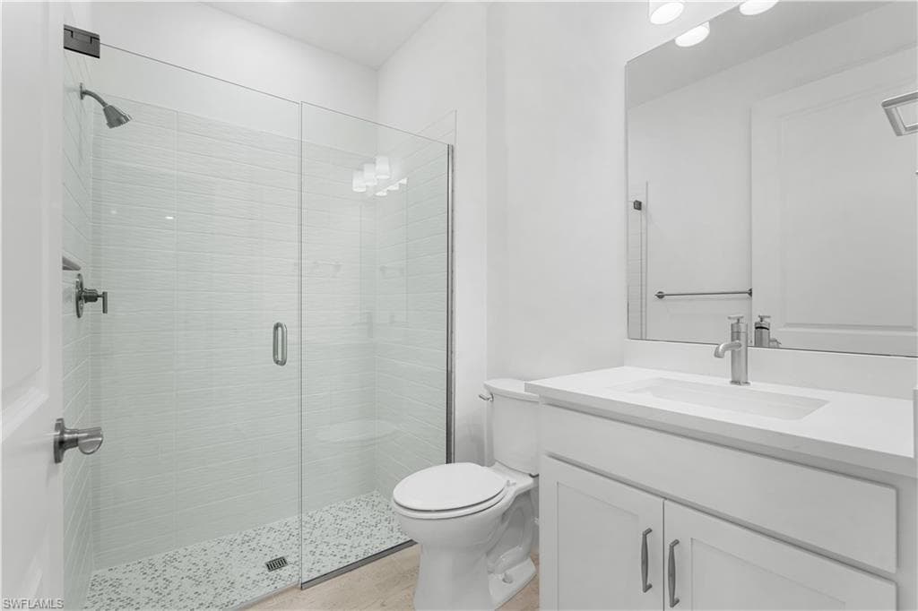 2104 Freemont WAY-14