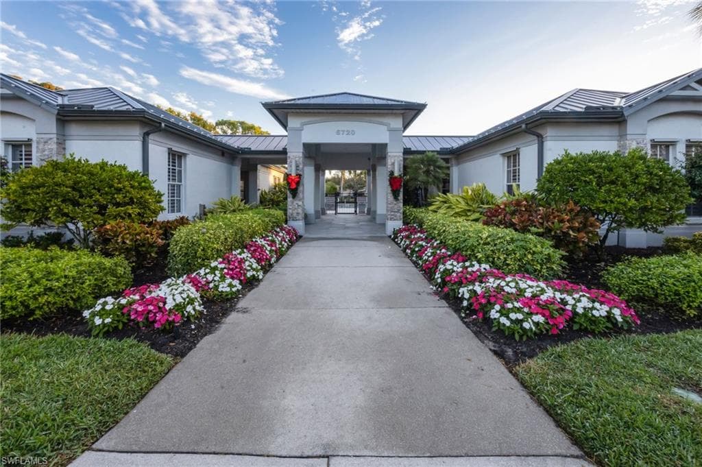 7098 Pond Cypress CT 102-27