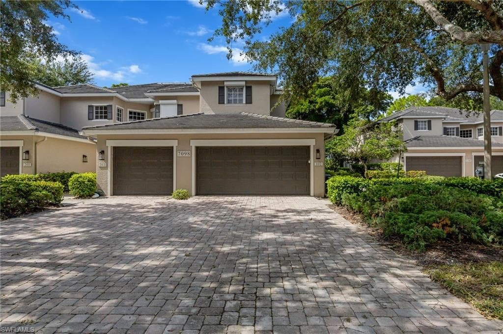 7098 Pond Cypress CT 102-1