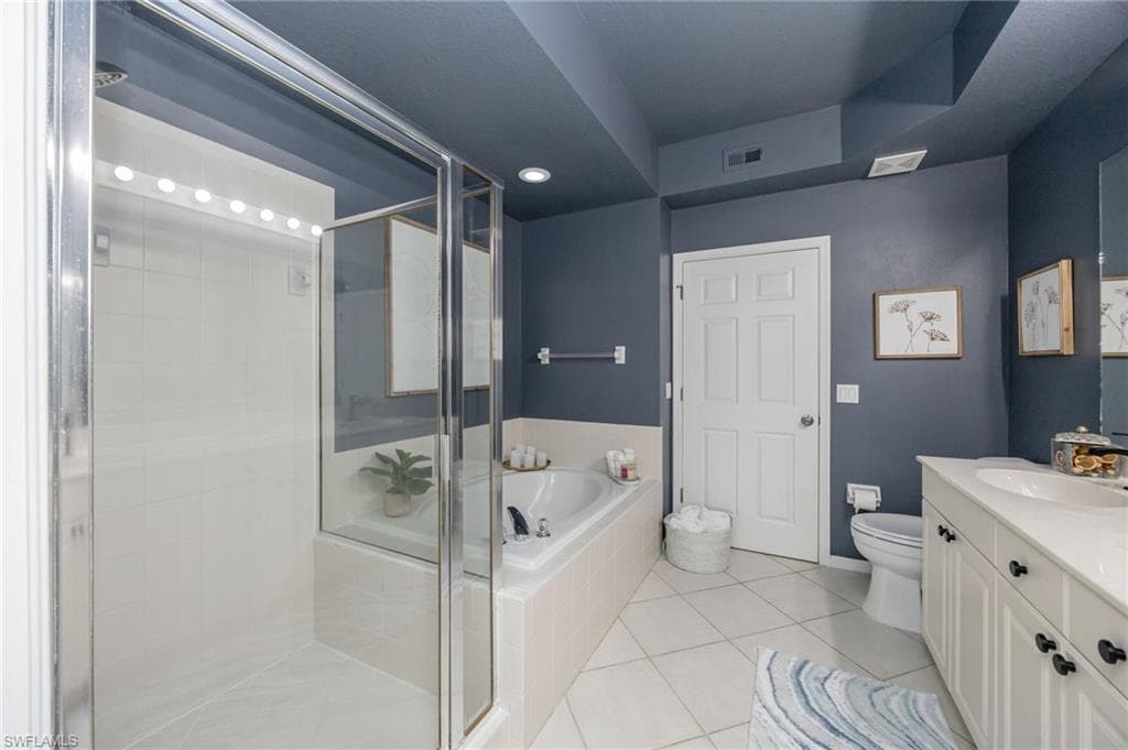 7098 Pond Cypress CT 102-18