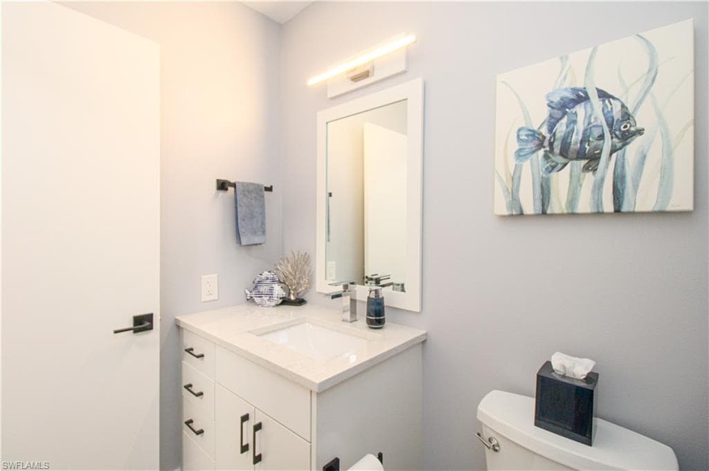 225 Robin Hood CIR 203-32