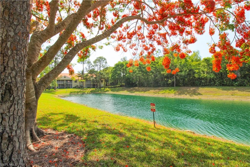 225 Robin Hood CIR 203-5