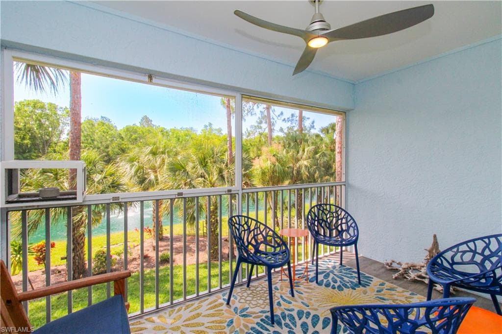 225 Robin Hood CIR 203-20