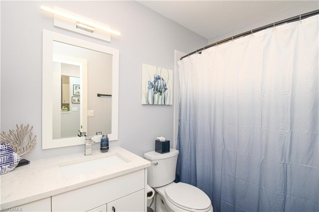 225 Robin Hood CIR 203-31