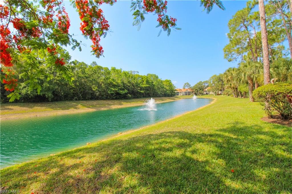 225 Robin Hood CIR 203-4