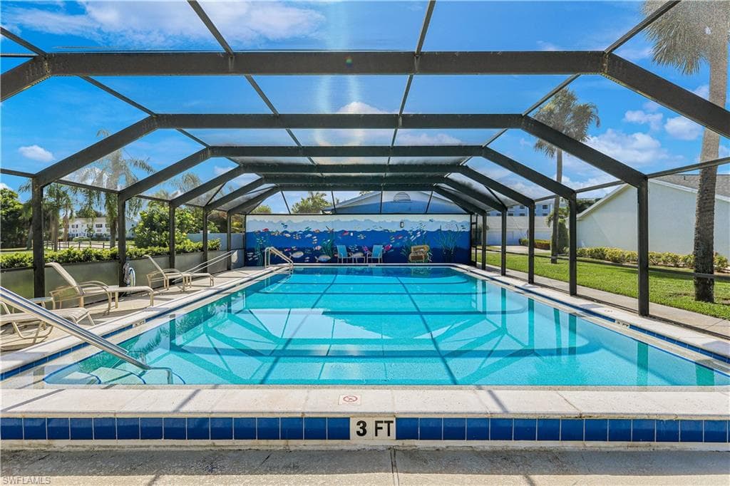 7079 Cedarhurst DR-27