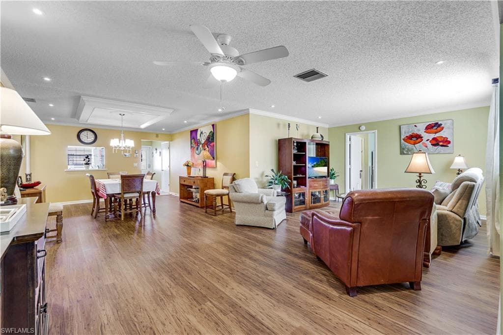 7079 Cedarhurst DR-1