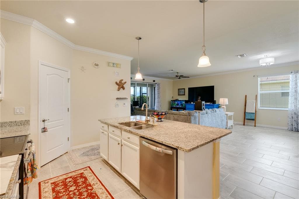 16138 Palmetto Prairie DR-10