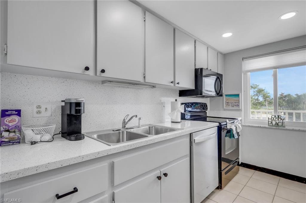 7400 Estero BLVD 214-5