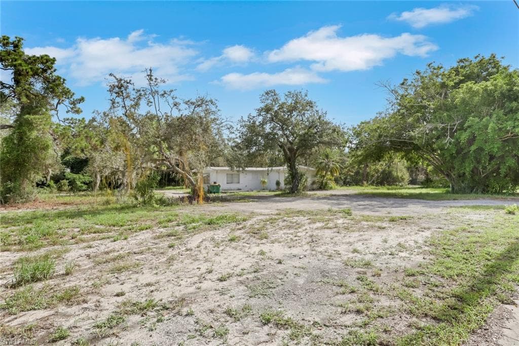1175 Pine Ridge RD-12
